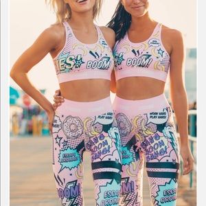 STRONGER Activewear - Punch Tights & Sports Bra